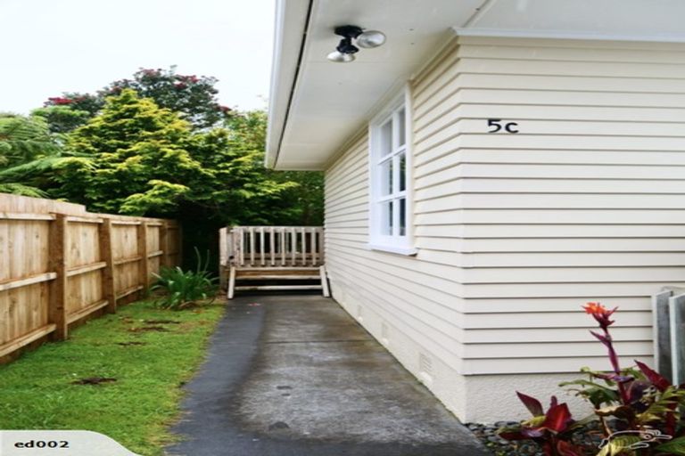 Photo of property in 5c Pembroke Street, Westown, New Plymouth, 4310