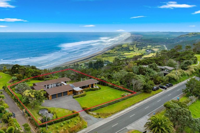 Photo of property in 381 Oaia Road, Muriwai, Waimauku, 0881