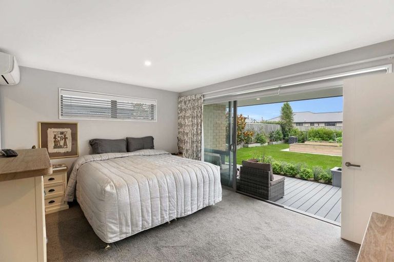 Photo of property in 5 Denton Street, Amberley, 7410