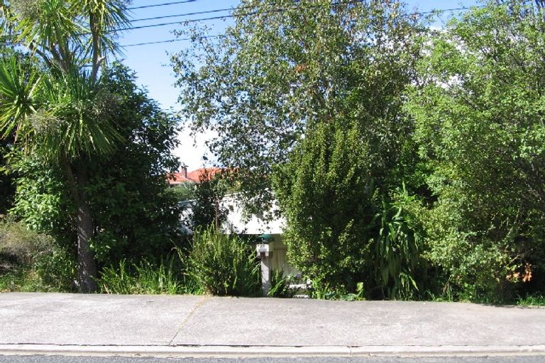 Photo of property in 27 Auld Street, Torbay, Auckland, 0630