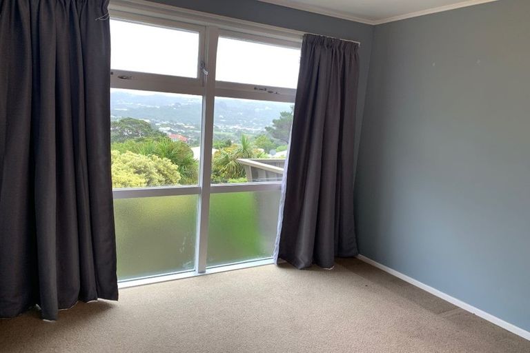 Photo of property in 52-52a Croydon Street, Karori, Wellington, 6012