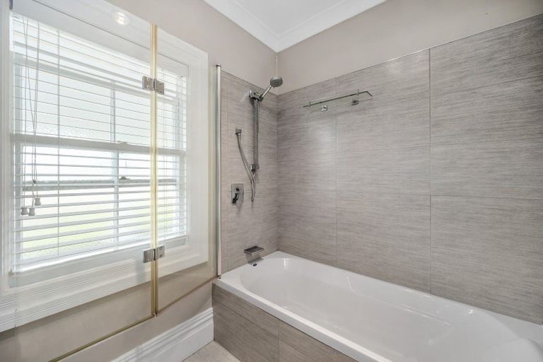 Photo of property in 17 Tarrangower Avenue, Taumarunui, 3920