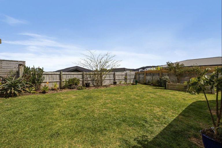 Photo of property in 30 Marram Place, Mangawhai Heads, Mangawhai, 0505