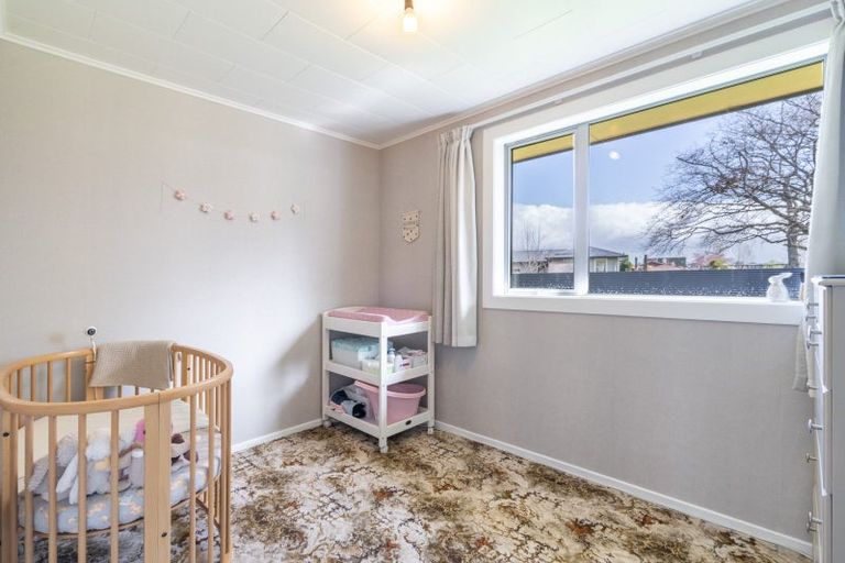 Photo of property in 12 Great North Road, Winton, 9720