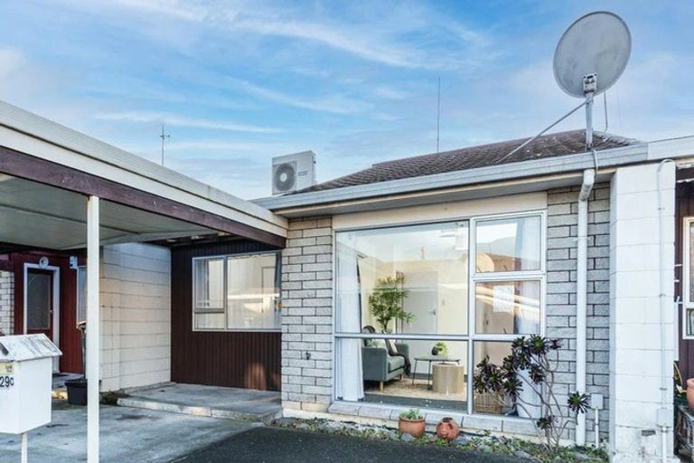 Photo of property in 29c West Street, West End, Palmerston North, 4412