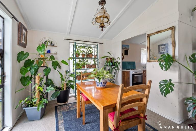 Photo of property in 10 Alnack Place, Torbay, Auckland, 0630