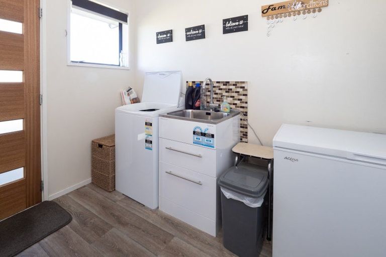 Photo of property in 195 Grove Place, Tinwald, Ashburton, 7700