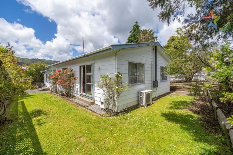 Photo of property in 157a George Street, Stokes Valley, Lower Hutt, 5019