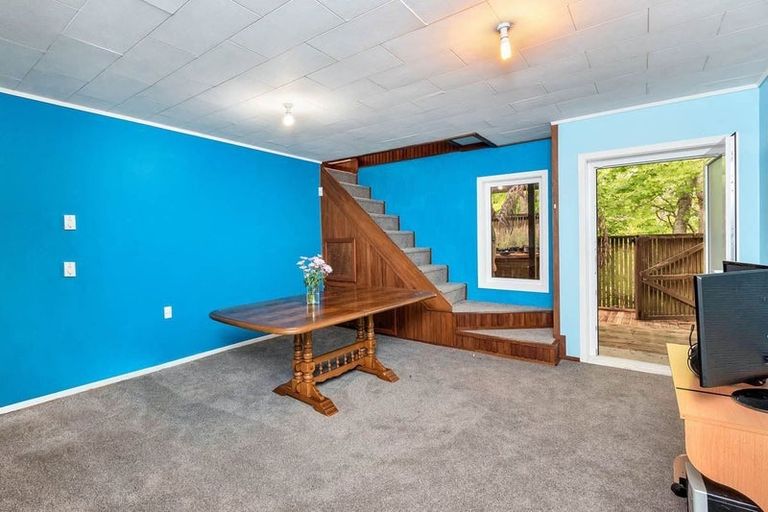 Photo of property in 72 Fitzwater Place, Henderson, Auckland, 0612