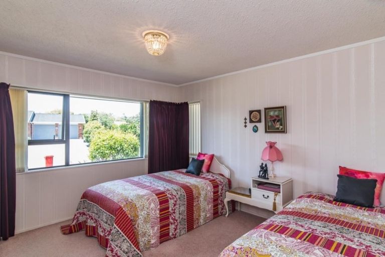 Photo of property in 3b Pinewood Grove, Paraparaumu Beach, Paraparaumu, 5032