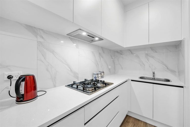 Photo of property in 9 Puruatanga Drive, Flat Bush, Auckland, 2019