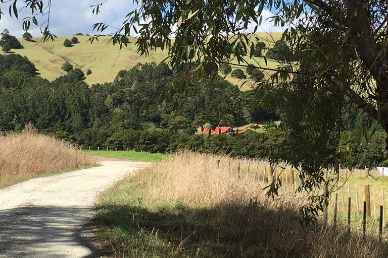 Photo of property in 67 Kaitara Lane, Kaiwaka, 0573