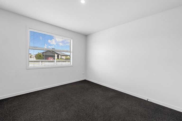 Photo of property in 2 Cupples Street, Papamoa Beach, Papamoa, 3118