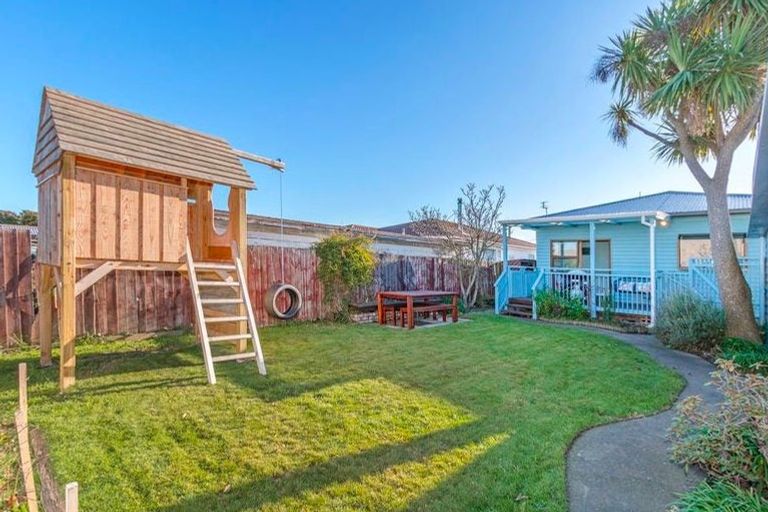 Photo of property in 42 Penrith Avenue, Somerfield, Christchurch, 8024