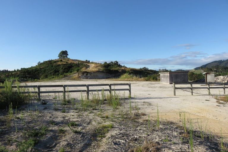 Photo of property in 744 Waiwhero Road, Ngatimoti, Motueka, 7196