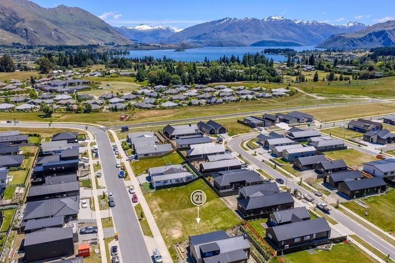 Photo of property in 51 Avalon Station Drive, Wanaka, 9305