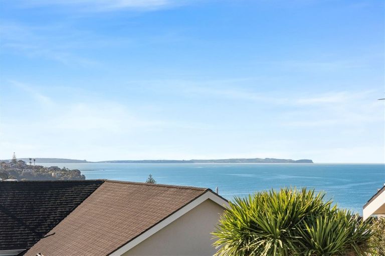 Photo of property in 31 Kowhai Road, Mairangi Bay, Auckland, 0630