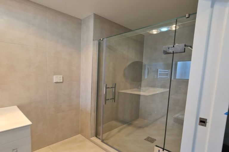 Photo of property in 14a Kotahitanga Street, Papakura, 2110