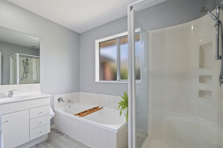 Photo of property in 28 Rushmore Drive, Belfast, Christchurch, 8051