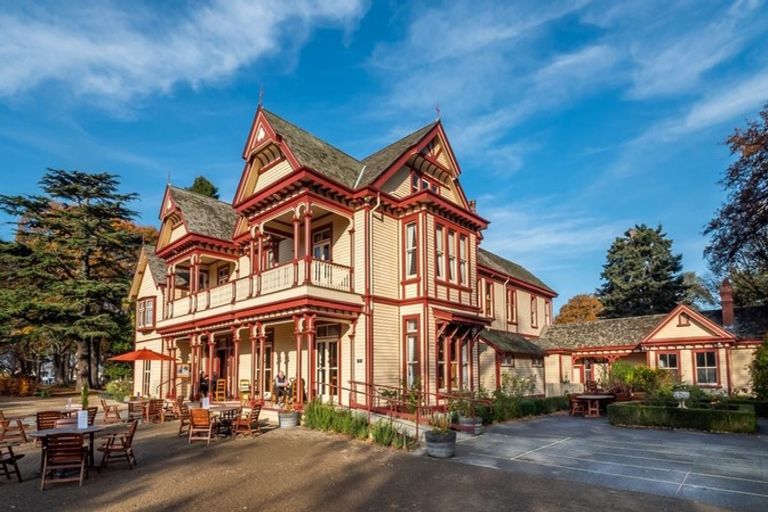 Photo of property in 20 Ngahere Street, Fendalton, Christchurch, 8041