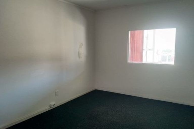 Photo of property in 6 Kenepuru Drive, Kenepuru, Porirua, 5022