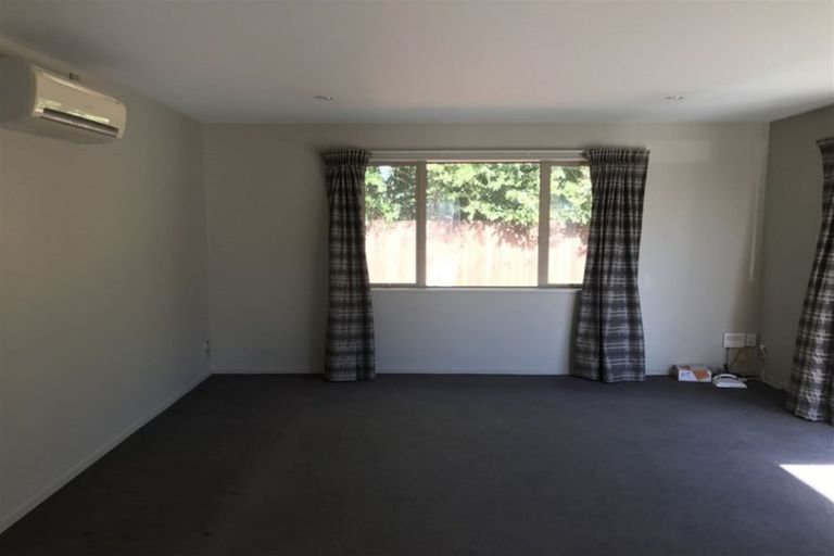 Photo of property in 53a Harris Crescent, Papanui, Christchurch, 8053