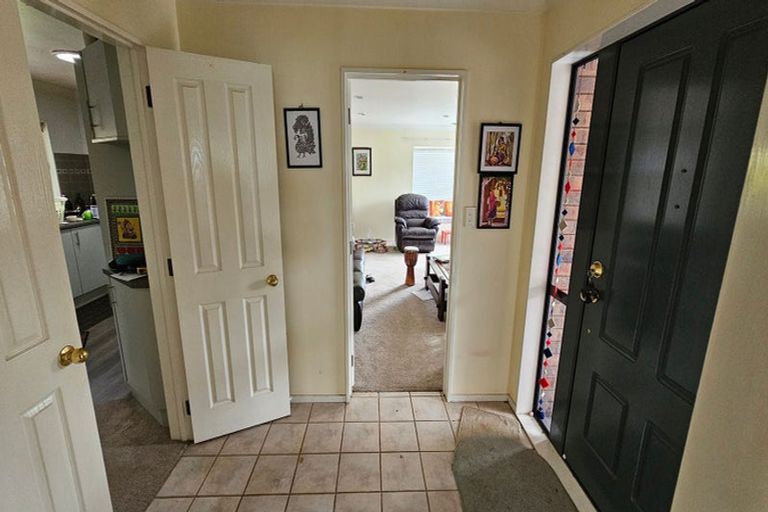 Photo of property in 22 Halcione Close, Flagstaff, Hamilton, 3210