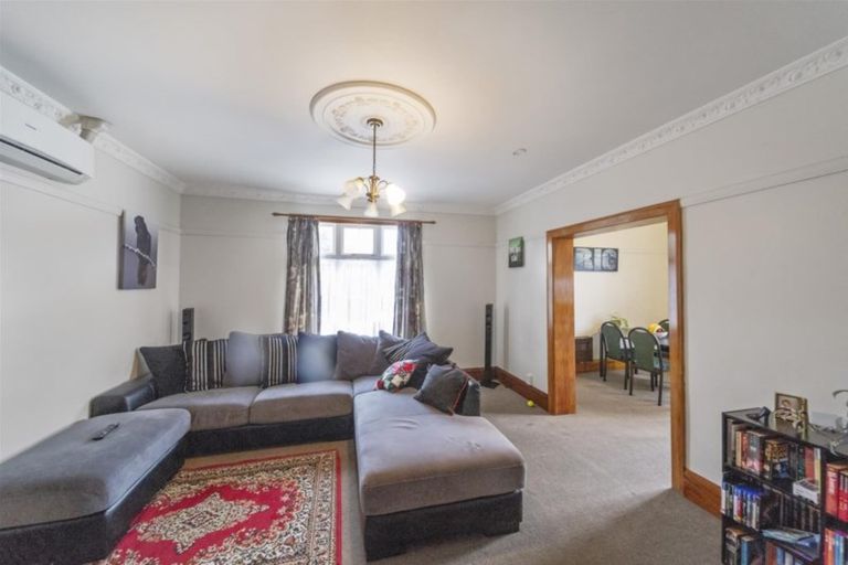 Photo of property in 54 Waihi Road, Hawera, 4610