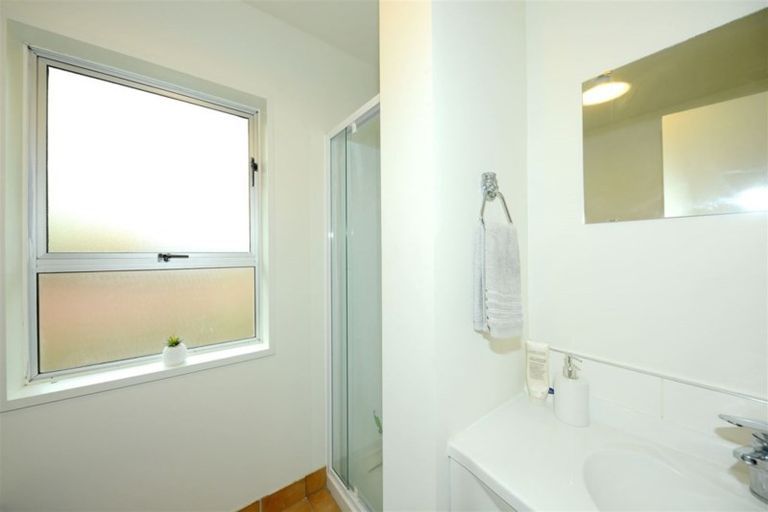 Photo of property in 2/123 Wakefield Avenue, Sumner, Christchurch, 8081