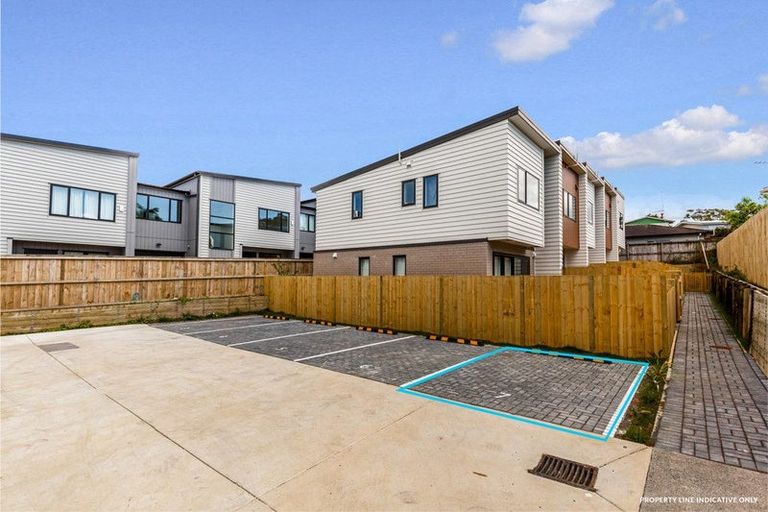 Photo of property in 7/22 Coniston Avenue, Te Atatu South, Auckland, 0610