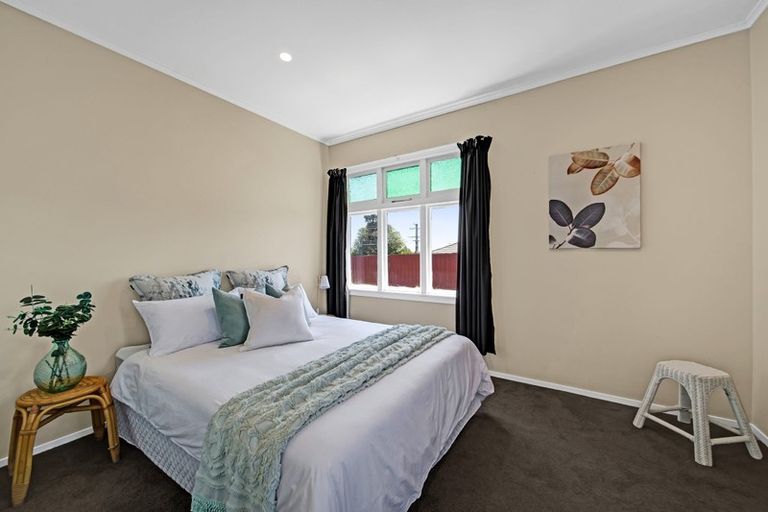 Photo of property in 1/68 Woodleigh Street, Frankleigh Park, New Plymouth, 4310