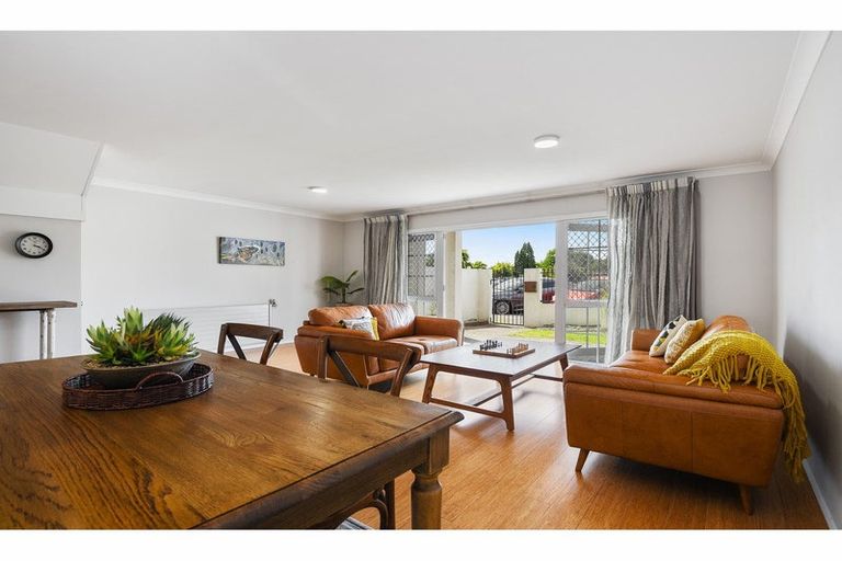 Photo of property in 2/1336 Pukuatua Street, Rotorua, 3010