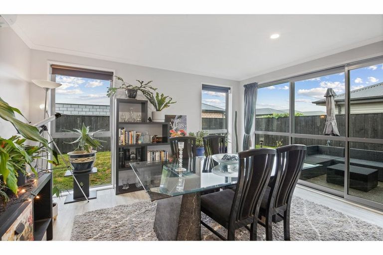 Photo of property in 16 George West Square West, Wigram, Christchurch, 8025