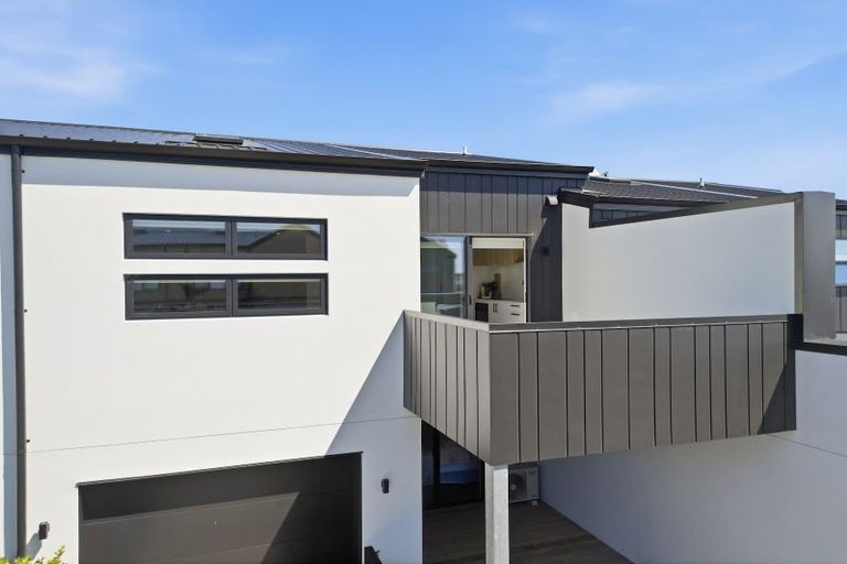 Photo of property in 4 Atutahi Lane, Papamoa Beach, 3118