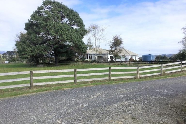 Photo of property in 8946 State Highway 2, Waihi, 3682