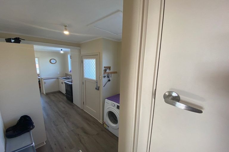 Photo of property in 8 Clifton Drive, Waitara, 4320