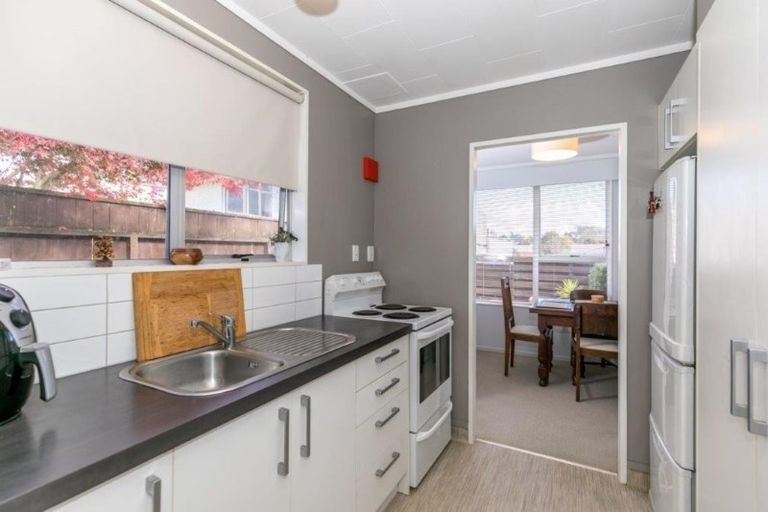 Photo of property in 26b Knightsbridge Place, Dinsdale, Hamilton, 3204