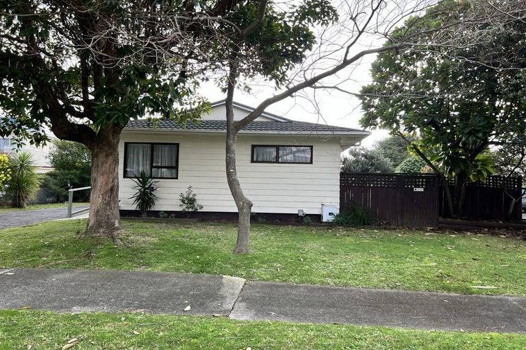 Photo of property in 22 Hicks Crescent, Waikanae Beach, Waikanae, 5036