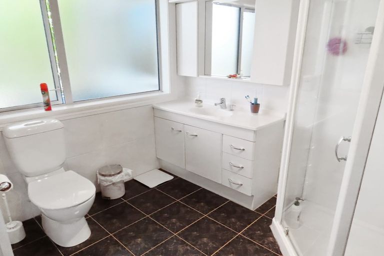 Photo of property in 8 Mccarthy Grove, Clouston Park, Upper Hutt, 5018