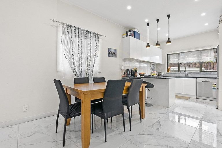 Photo of property in 127 Mangere Road, Otahuhu, Auckland, 1062