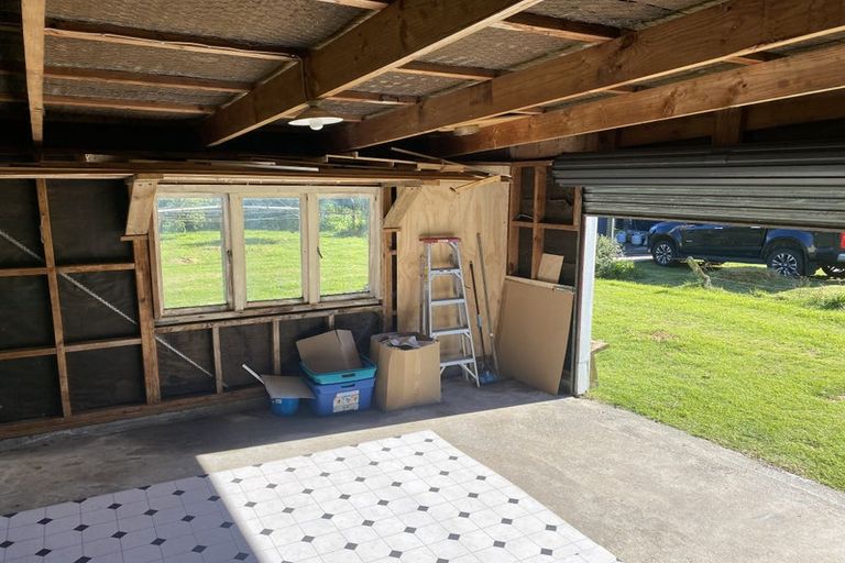 Photo of property in 184 Maunsell Road, Port Waikato, Tuakau, 2695