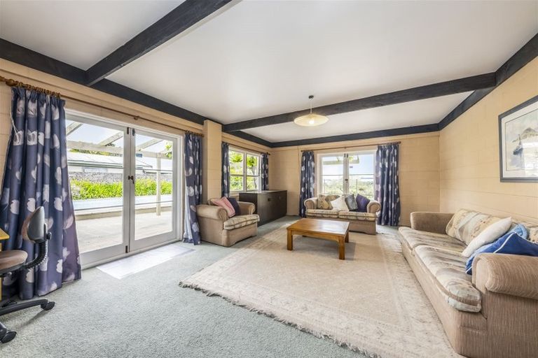 Photo of property in 43a Youngs Road, Papakura, 2110