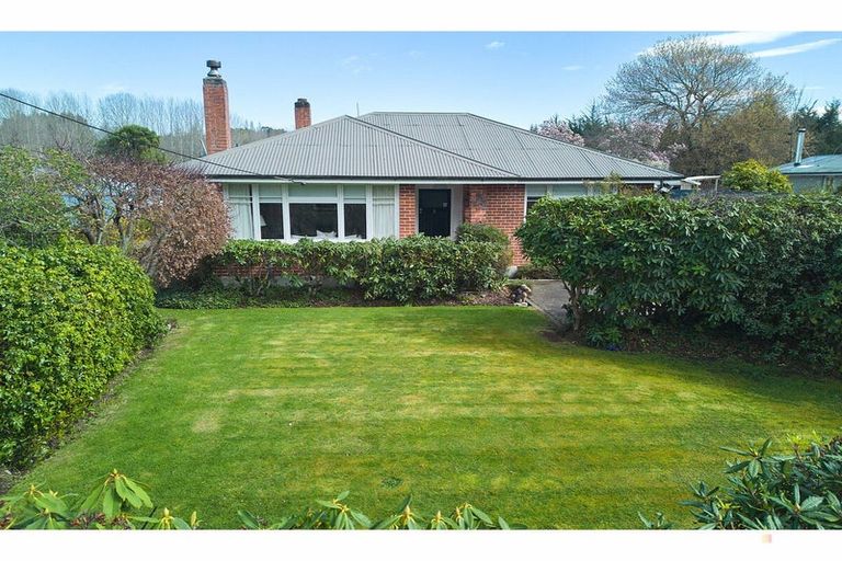 Photo of property in 57 Main North Road, Geraldine, 7930