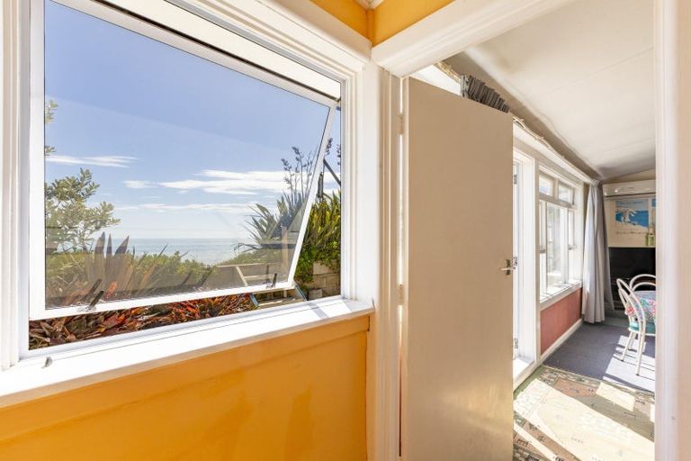 Photo of property in 265 Clifton Road, Te Awanga, 4102