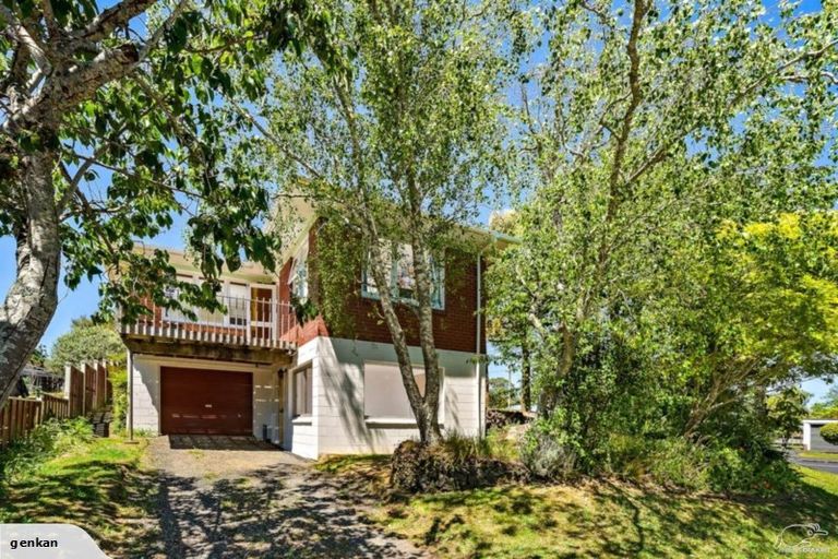 Photo of property in 37 Tampin Road, Hillpark, Auckland, 2102