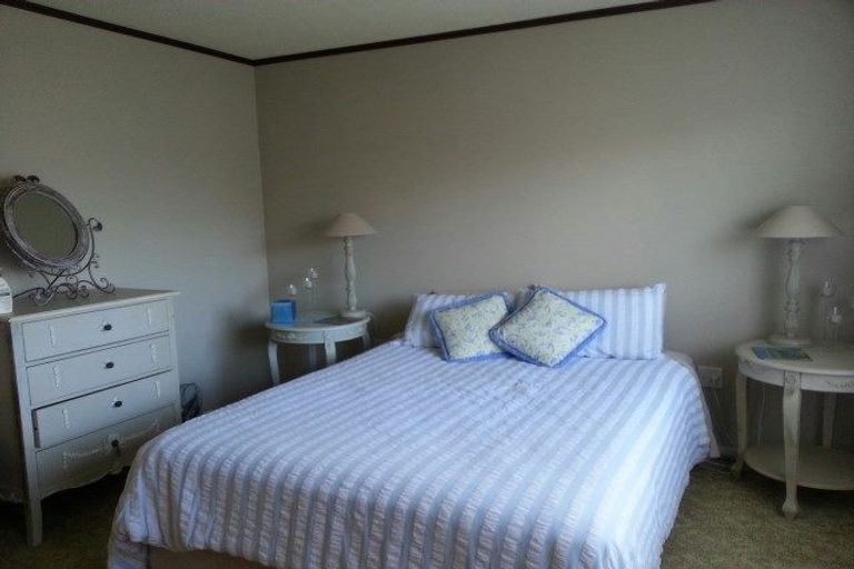 Photo of property in 10 Pacific Avenue, Mount Maunganui, 3116