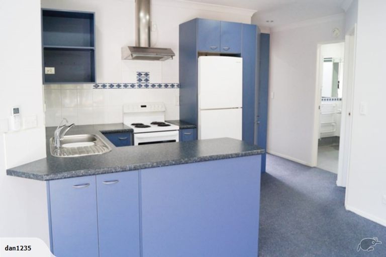 Photo of property in 1b Estuary Views, Shelly Park, Auckland, 2014