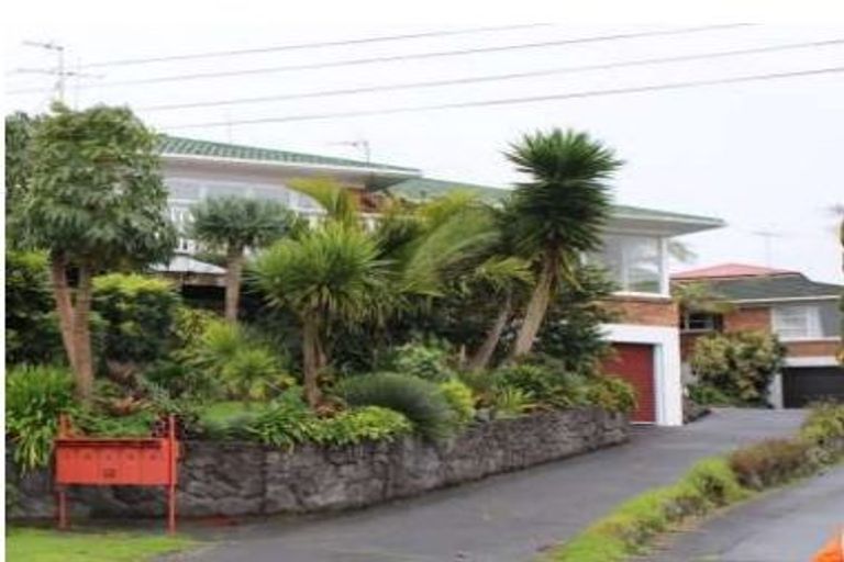 Photo of property in 2/12 Belle Vue Avenue, Northcote Point, Auckland, 0627