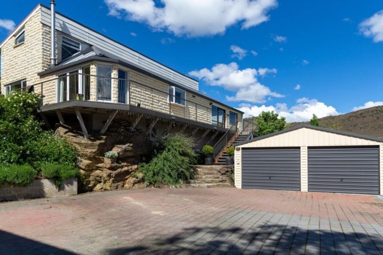 Photo of property in 12 Coulson Place, Alexandra, 9320