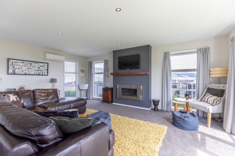 Photo of property in 16 Istana Place, Britannia Heights, Nelson, 7010